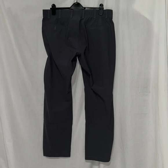 gray Under Armour pants size 38 waist 30" inseam - Picture 2 of 3